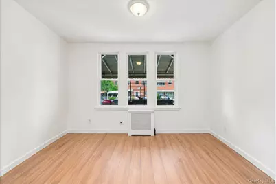 1022 E 219th Street, Bronx, NY 10469 - Photo 10
