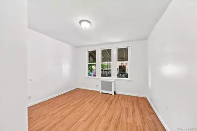 1022 E 219th Street, Bronx, NY 10469 - Photo 8