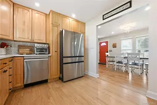 1363 Manatuck Blvd, Bay Shore, NY 11706 - Photo 12