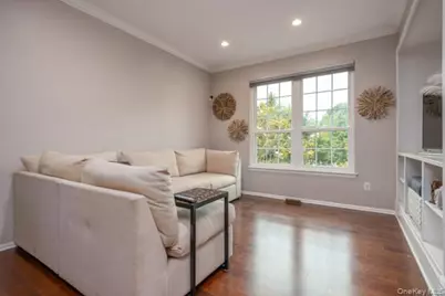35 Meadow Lane #35-Building 8F, Nanuet, NY 10954 - Photo 10