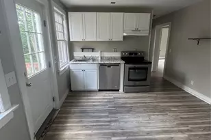 425 Landing Ave, Smithtown, NY 11787 - Photo 10
