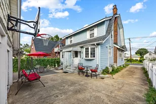 42 N Corona Ave, Valley Stream, NY 11580 - Photo 2