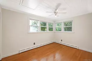 117 Hallock Rd, Lake Grove, NY 11755 - Photo 32