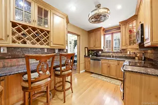 51 Cumberland Dr, Yonkers, NY 10704 - Photo 16