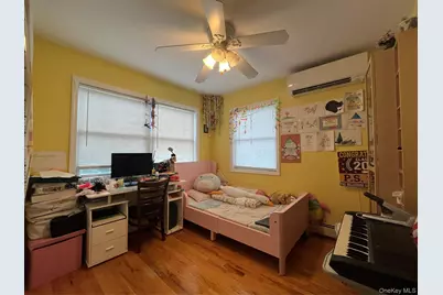 8622 251st Street, Bellerose, NY 11426 - Photo 14