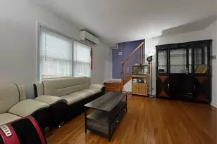 86-22 251st St, Bellerose, NY 11426 - Photo 4