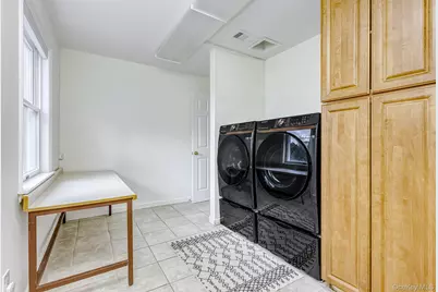 19 Lowell Drive, New City, NY 10956 - Photo 14