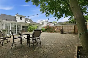 913 Merillon Ave, Westbury, NY 11590 - Photo 26