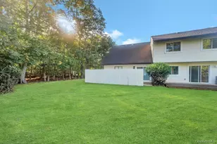 6 Amesworth Ct, Middle Island, NY 11953 - Photo 12
