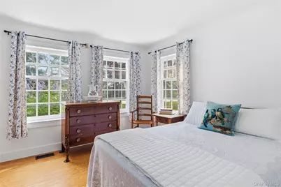 9 Aberdeen Lane, Southampton, NY 11968 - Photo 10
