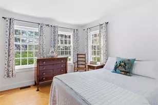 9 Aberdeen Ln, Southampton, NY 11968 - Photo 10