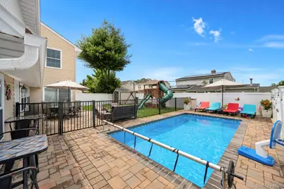 41 Miller Place, Levittown, NY 11756 - Photo 30