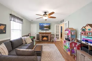 41 Miller Pl, Levittown, NY 11756 - Photo 10