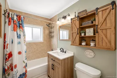 41 Miller Place, Levittown, NY 11756 - Photo 24
