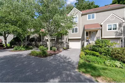 1802 Regent Drive, Mount Kisco, NY 10549 - Photo 2