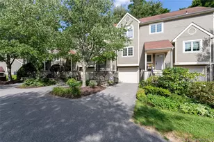1802 Regent Dr, Mount Kisco, NY 10549 - Photo 2
