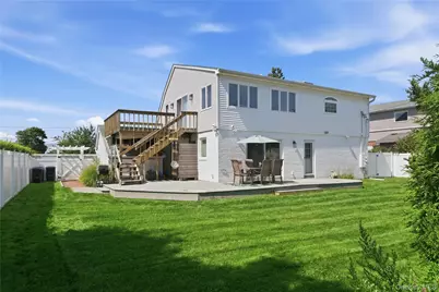 57 Girard Avenue, Bay Shore, NY 11706 - Photo 34