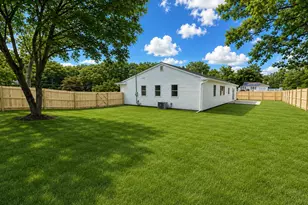 413 Bicycle Path, Port Jefferson Station, NY 11776 - Photo 36