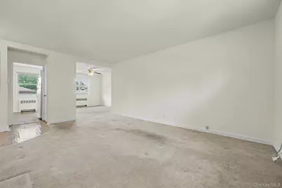 20 Dehaven Drive #2E, Yonkers, NY 10703 - Photo 6