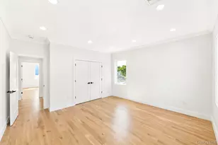 43 W Cabot Ln, Westbury, NY 11590 - Photo 20