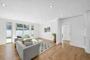 43 W Cabot Ln, Westbury, NY 11590 - Photo 16