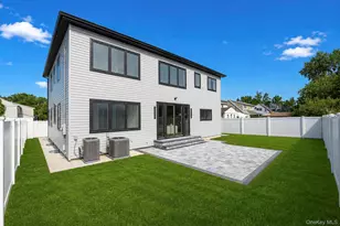43 W Cabot Ln, Westbury, NY 11590 - Photo 42