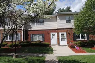 276 Temple Hill Rd, New Windsor, NY 12553 - Photo 2