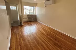 10569 Flatlands 1st St, Brooklyn, NY 11236 - Photo 2