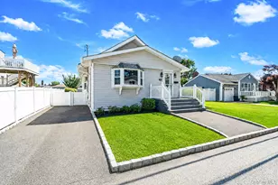 111 Liberty Ave, Lindenhurst, NY 11757 - Photo 2