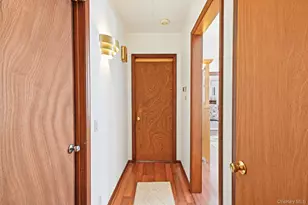 111 Liberty Ave, Lindenhurst, NY 11757 - Photo 14