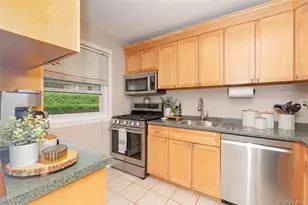 10 Fieldstone Dr, Hartsdale, NY 10530 - Photo 6