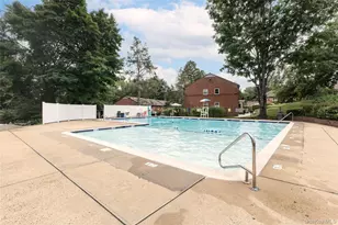 10 Fieldstone Dr, Hartsdale, NY 10530 - Photo 16