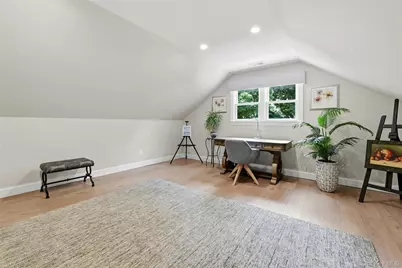 227 Nassau Road, Huntington, NY 11743 - Photo 18