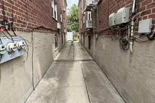 43-27 215th St, Bayside, NY 11361 - Photo 24