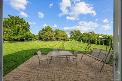29 Hamlet Woods Drive, Saint James, NY 11780 - Photo 34