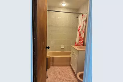 105 Wakefield Avenue #3, Yonkers, NY 10704 - Photo 4