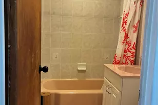 105 Wakefield Ave, Yonkers, NY 10704 - Photo 4