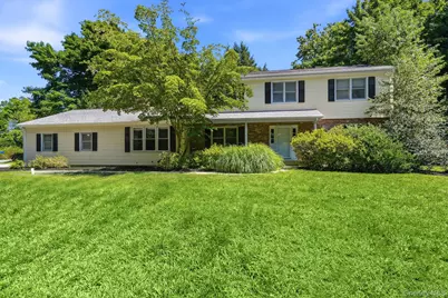 5 Hampton Place, Katonah, NY 10536 - Photo 1