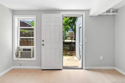 13534 117th Street, Ozone Park, NY 11420 - Photo 4