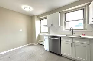 89-00 170th St, Jamaica, NY 11432 - Photo 10