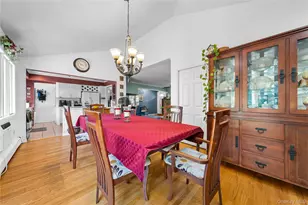 23 Charmian St, Huntington Station, NY 11746 - Photo 6