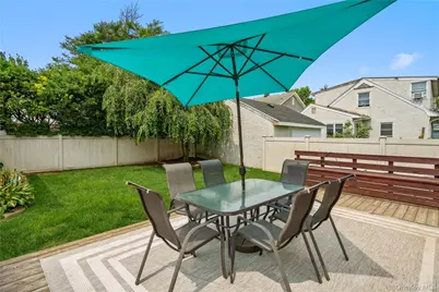 49 Devon Street, Malverne, NY 11565 - Photo 26
