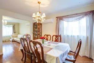 33 Michael Ln, New Hyde Park, NY 11040 - Photo 6