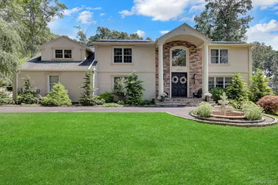 4 Jason Court, Dix Hills, NY 11746 - Photo 1