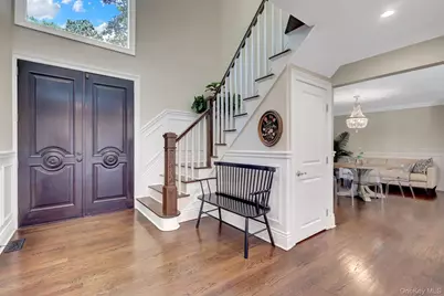 4 Jason Court, Dix Hills, NY 11746 - Photo 4