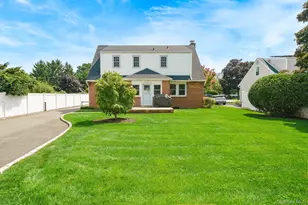 228 Vancott Ave, Farmingdale, NY 11735 - Photo 6