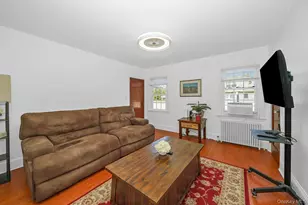 228 Vancott Ave, Farmingdale, NY 11735 - Photo 20