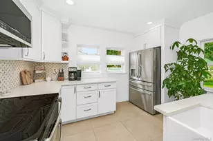 228 Vancott Ave, Farmingdale, NY 11735 - Photo 16