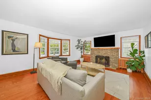 228 Vancott Ave, Farmingdale, NY 11735 - Photo 22