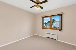 5 Cranberry Ln, Plainview, NY 11803 - Photo 18